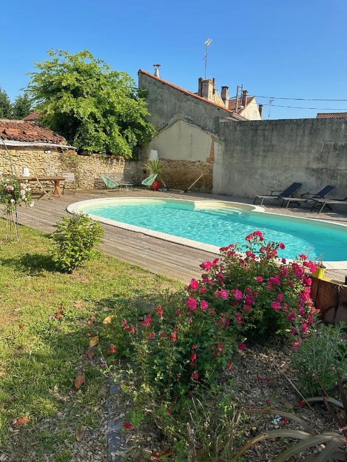 La Maison Florence Mont-de-Marsan Bagian luar foto